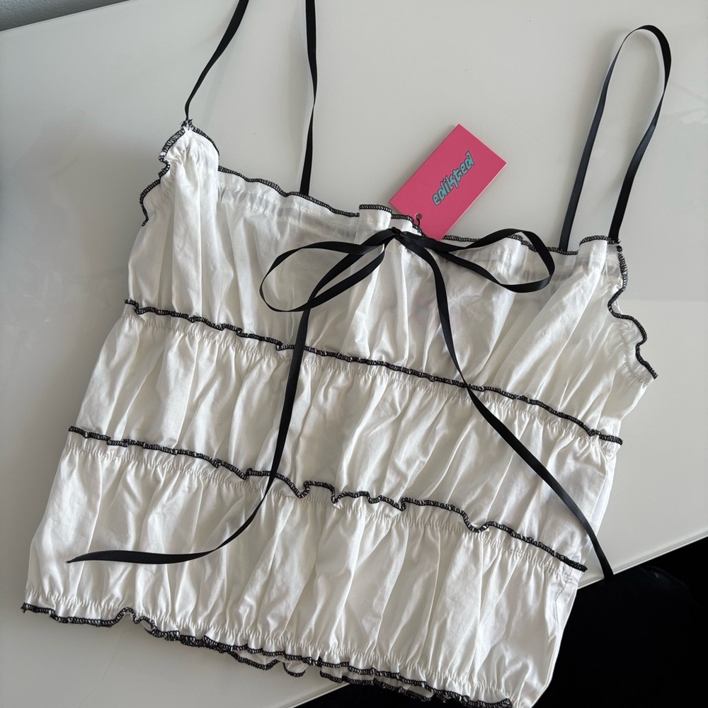 NWT Edikted | Bow Tank
